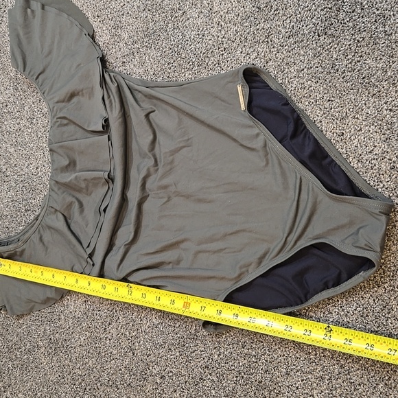 NWOT Michael Kors Guine Off shoulder Ruffle One Piece Swim sz 10 - Picture 3 of 9